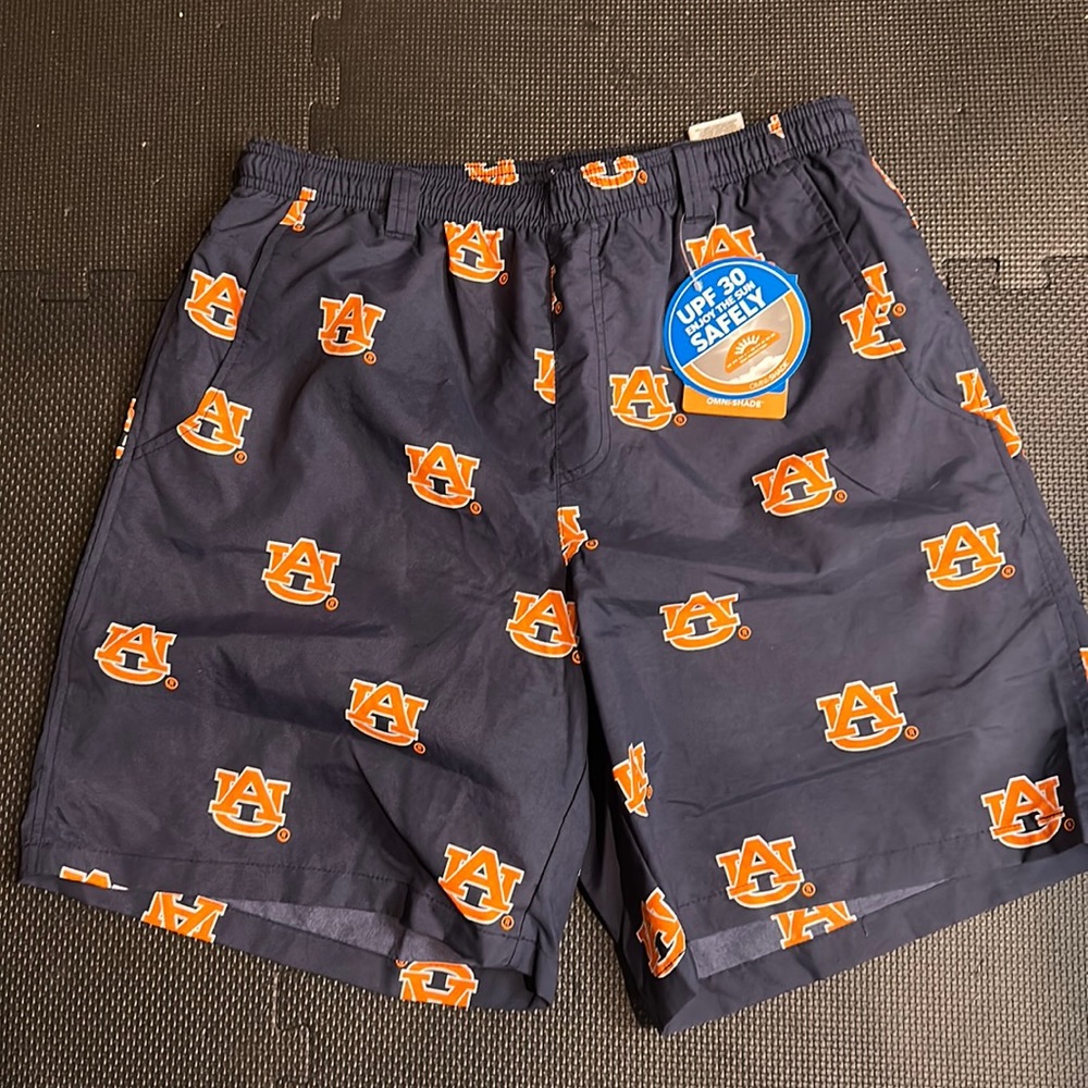 Auburn Men size medium swim trunks sports team Columbia trunks, swim bottom